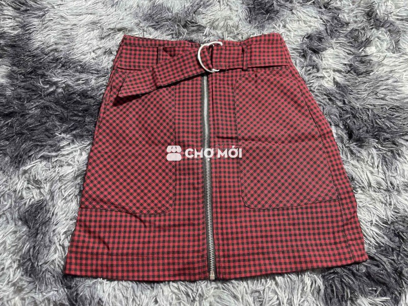 Váy nữ kẻ caro màu Đỏ size 32 ( eo 66)