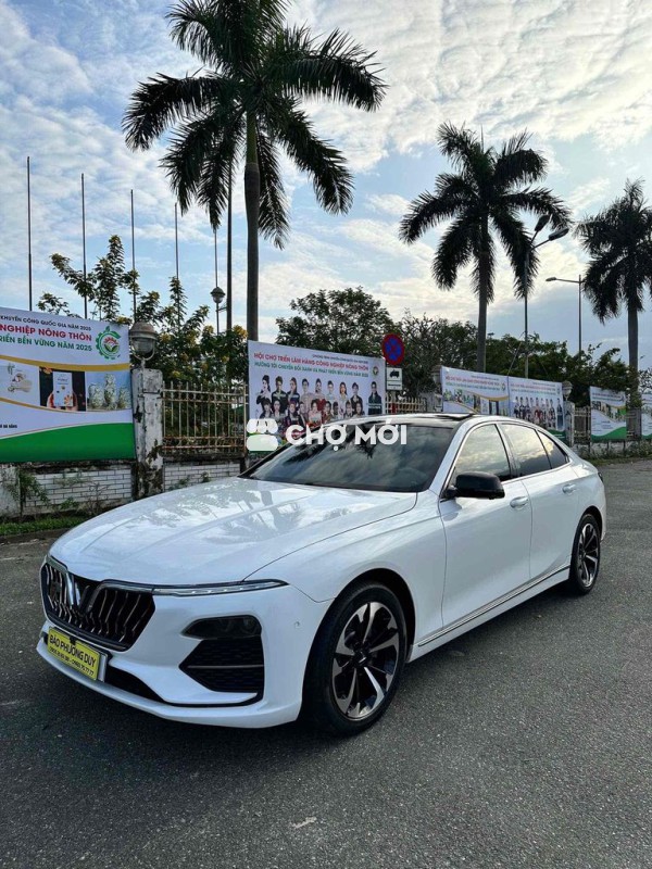 VinFast Lux A2.0 2021 Plus