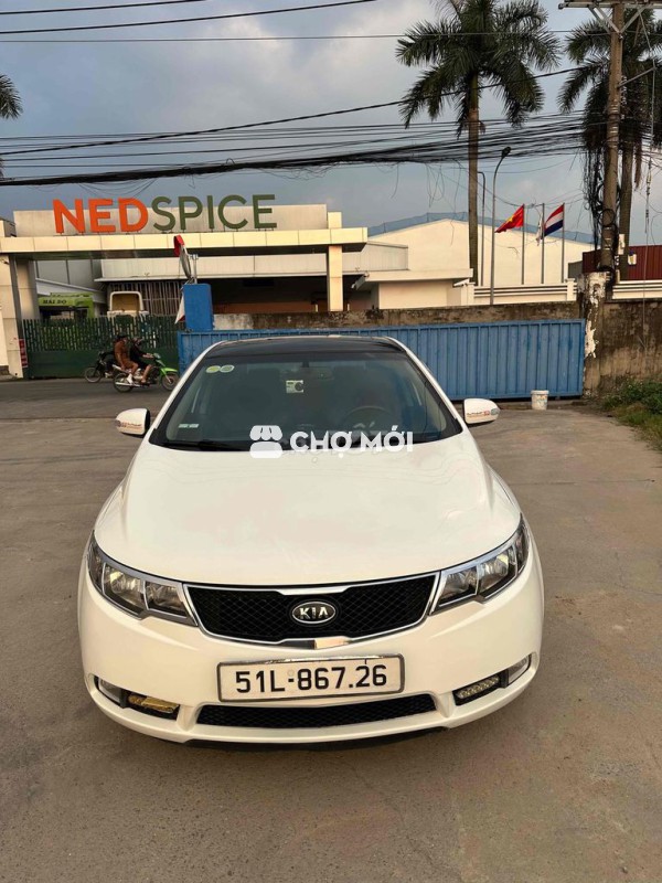 Kia Cerato Trắng 10 vạn