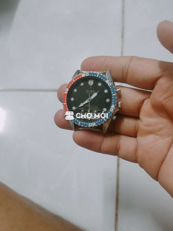 Đồng hồ Alba Thép đúc Đen Đỏ Xanh