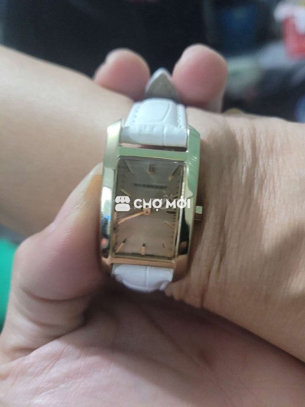 Đồng hồ đeo tay Burberry Pionerr BU9509 Nữ