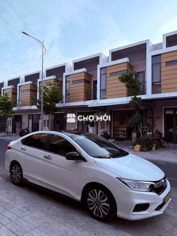 Honda City Trắng 5 chỗ