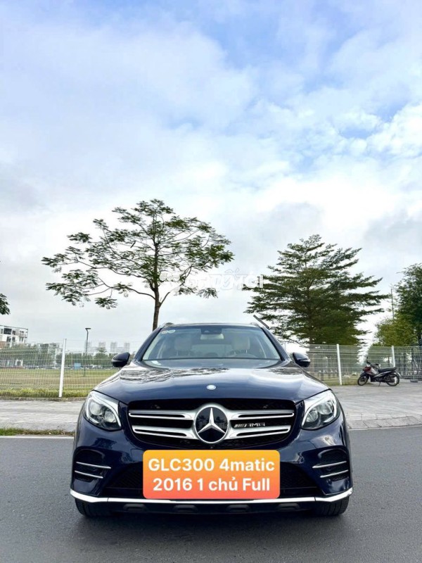 Mercedes Benz GLC300 4Matic 2016 xanh cavansite
