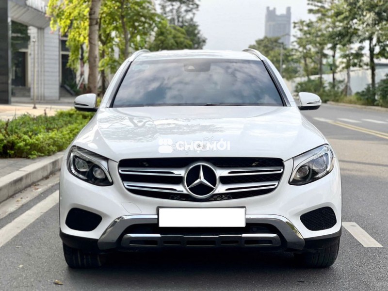 Mercedes GLC250 4MATIC 2019 màu trắng