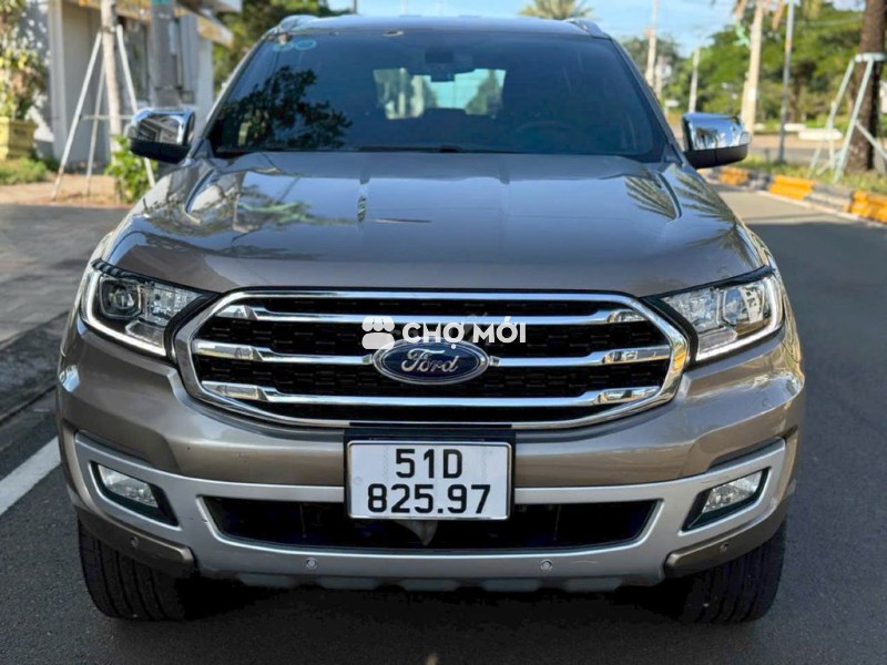 Everet 2019 Titanium-Hỗ trợ góp 70%