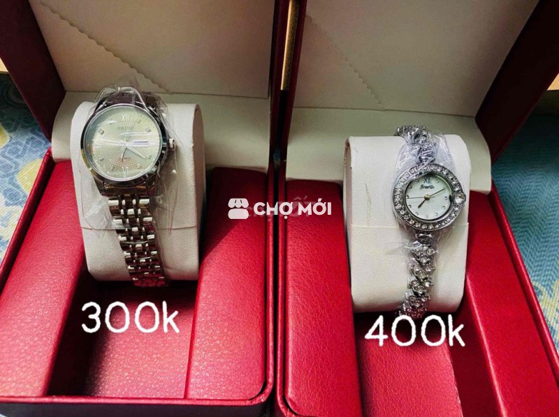 Đồng hồ đeo tay nữ kim loại nhiều màu