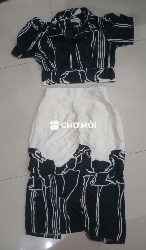 Đầm nữ màu Đỏ size XL