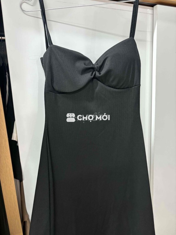 Đầm H&M nữ màu Đen