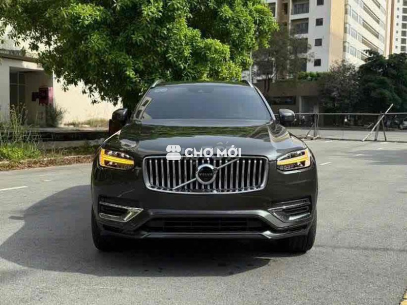 Volvo XC90 T8 Recharge 2021 Lục bảo