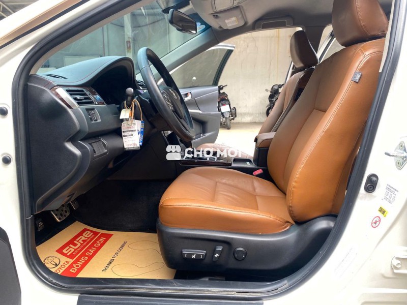 Camry 2.5Q 2018- Trắng- 80.000km