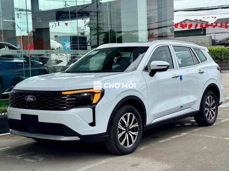 Ford Territory Trend 5 chỗ Trắng