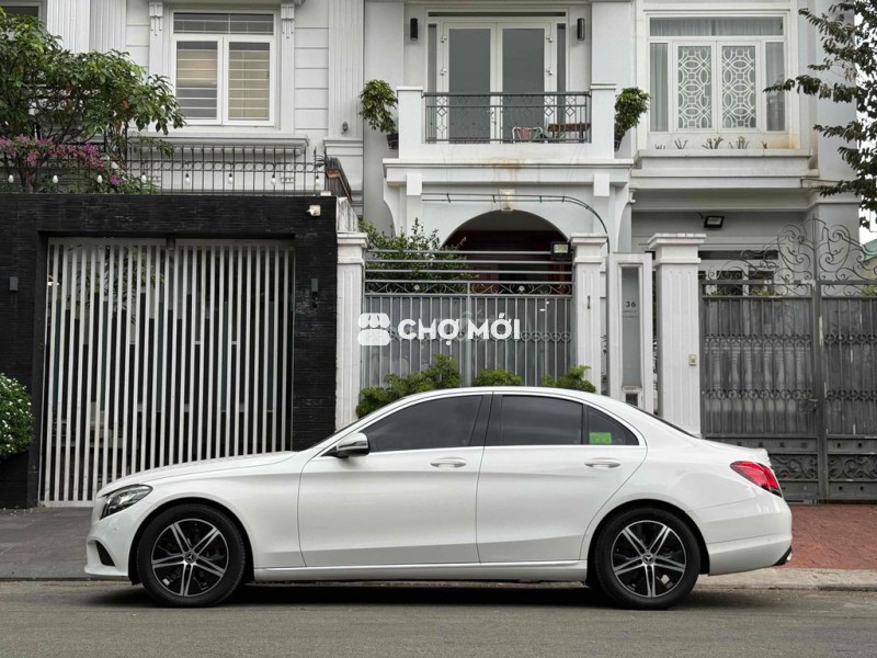 Mercedes-Benz C180 2020 Trắng