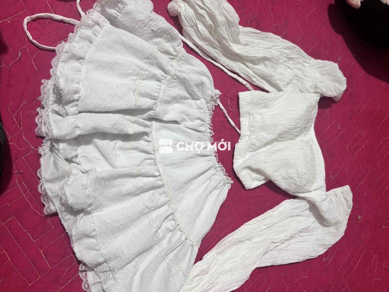 Set váy nữ trắng bồng bềnh