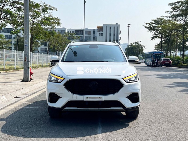 MG ZS AT 2024 màu trắng