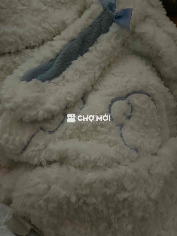 Áo khoác nữ lông trắng xanh