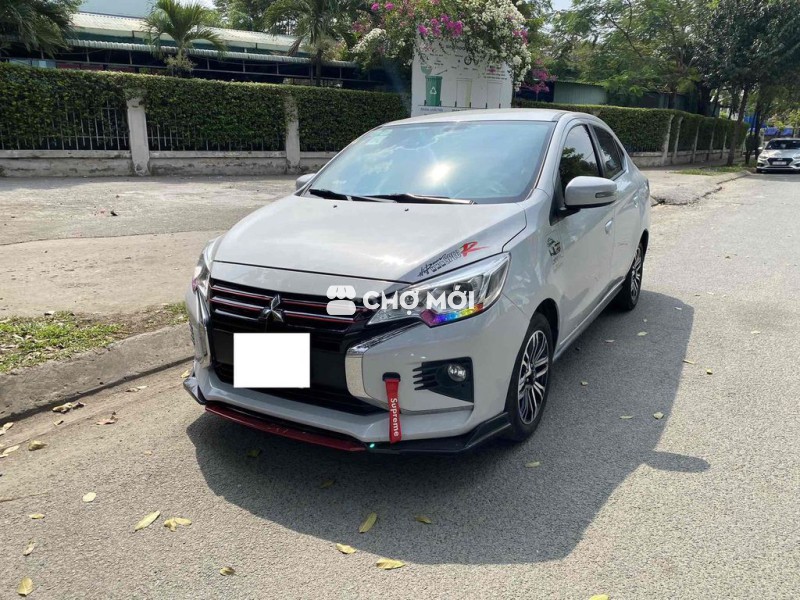 Mitsubishi Attrage 2023 Premium 1.2 CVT - 52000 km