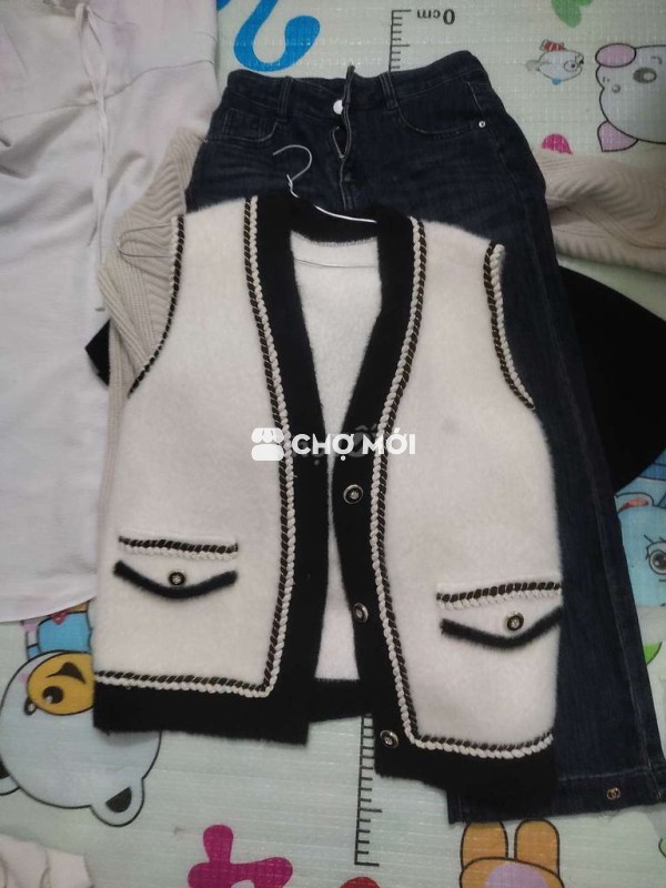 Áo khoác gile Nữ Len Trắng đen