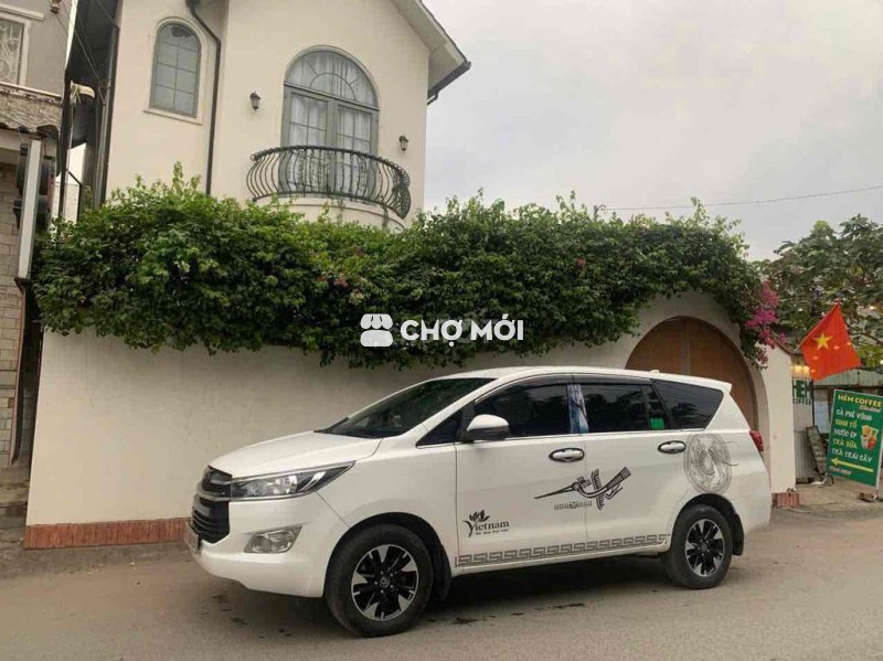 Toyota Innova 2019 E Trắng ca may, Số sàn