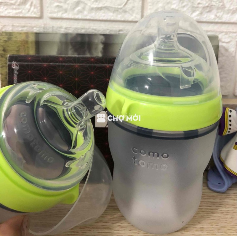 Bình silicon Comotomo