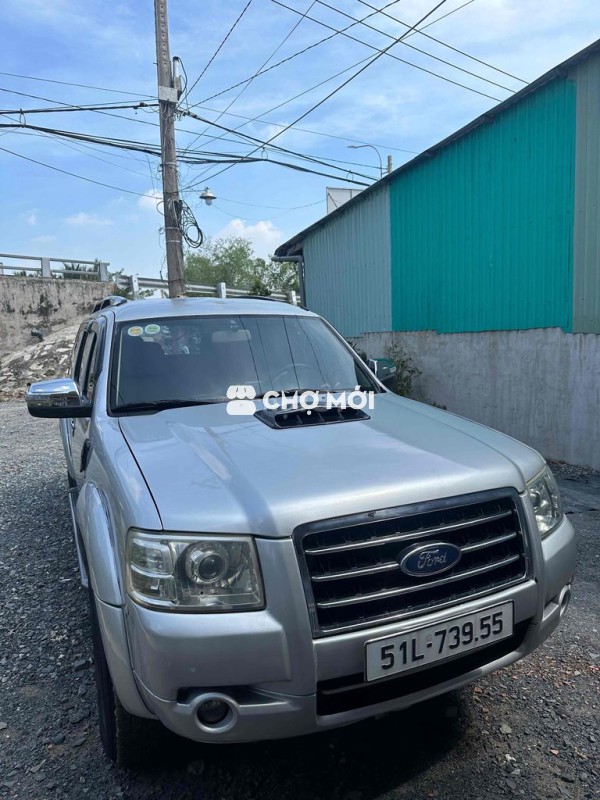 Ford Everest 2007 2.6L 4x2 MT - 150000 km