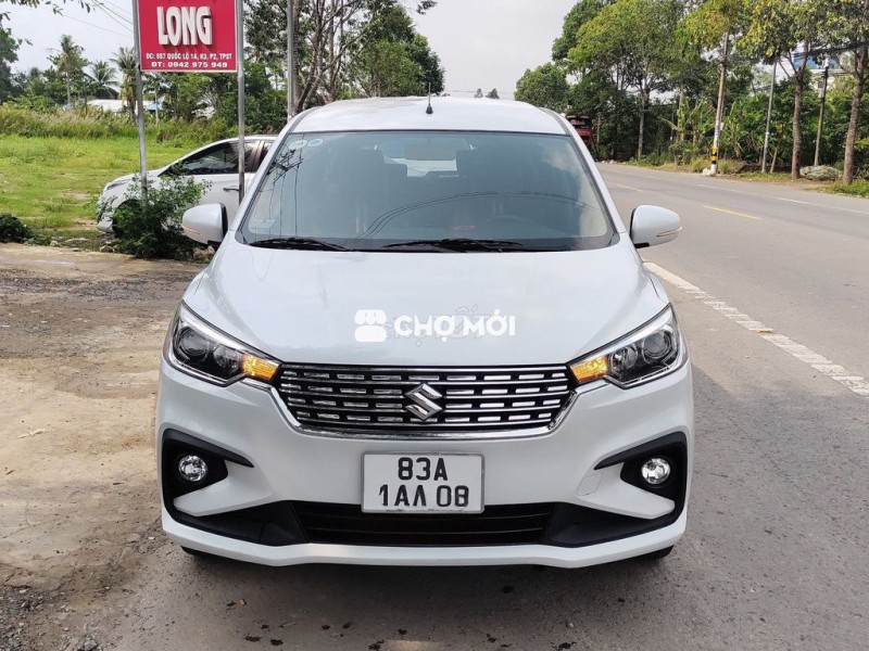 Xe Suzuki Sport 07 chỗ tự động đời 2021