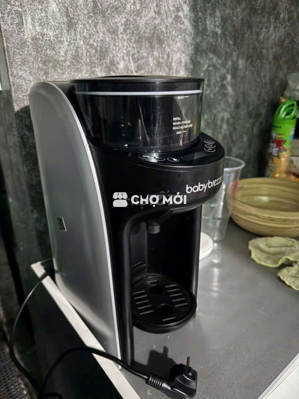 Máy pha sữa baby brezza