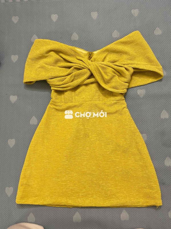 Váy đầm nữ Vai bồng nơ Vàng