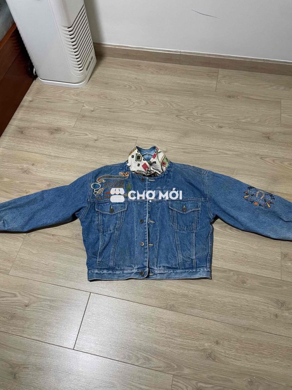 áo khoác jean cần bán