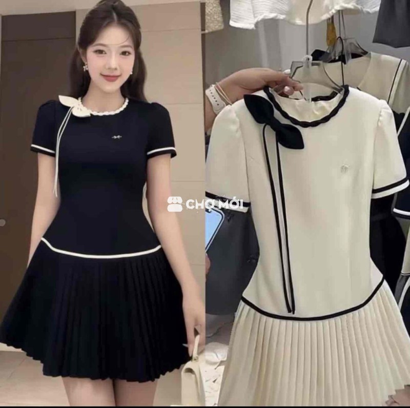 Đầm nữ ngắn tay dáng xòe