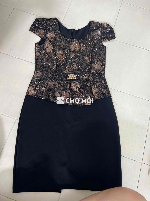 Đầm nữ Vải tổng hợp