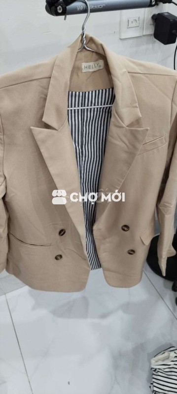 Áo khoác blazer HELLY Nữ Nâu be