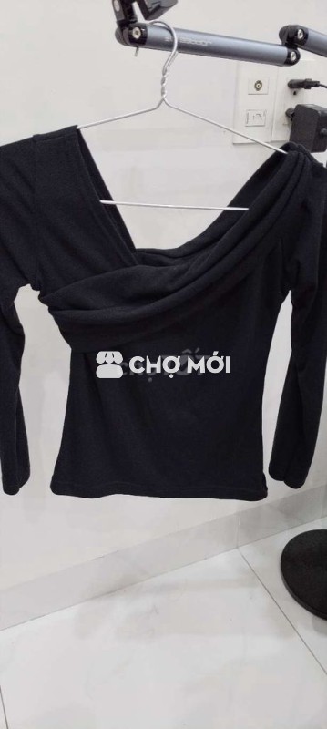 Áo thun nữ cổ đổ vải thun Đen