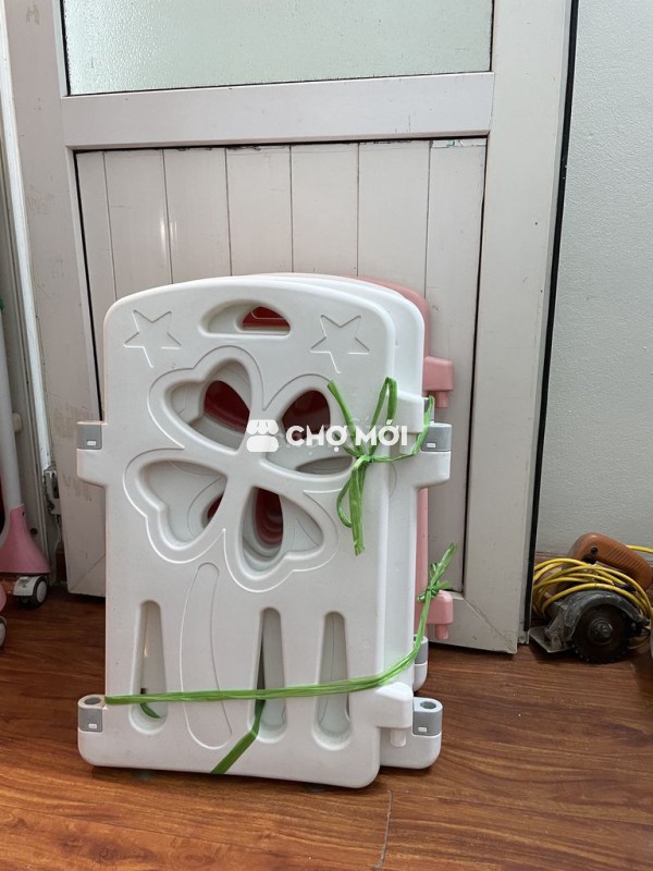 Quây cũi nhựa Trắng Hồng