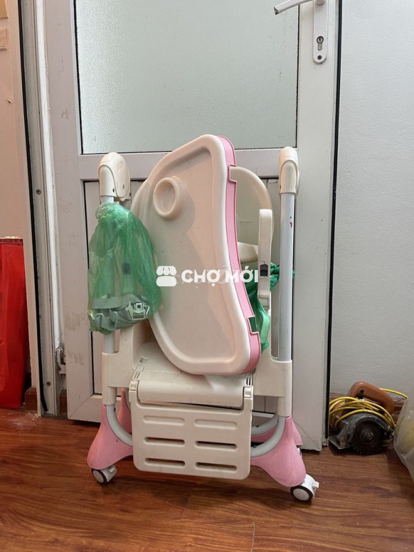 Ghế ăn dặm trẻ em nhựa Hồng Trắng