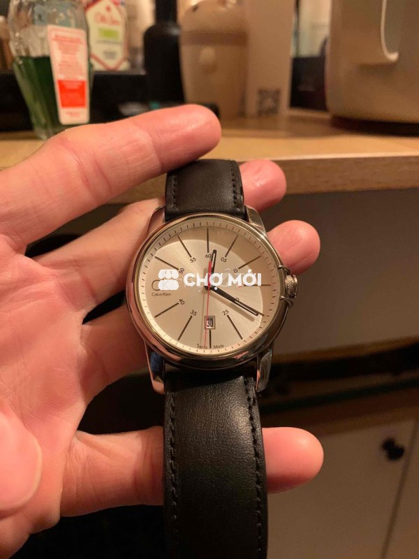 Đồng hồ CK V8