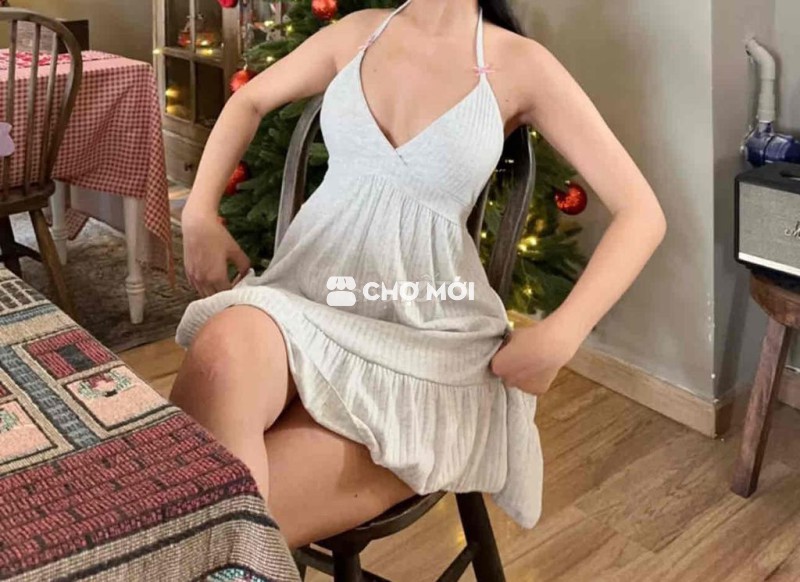 Đầm nữ dệt kim đơn giản