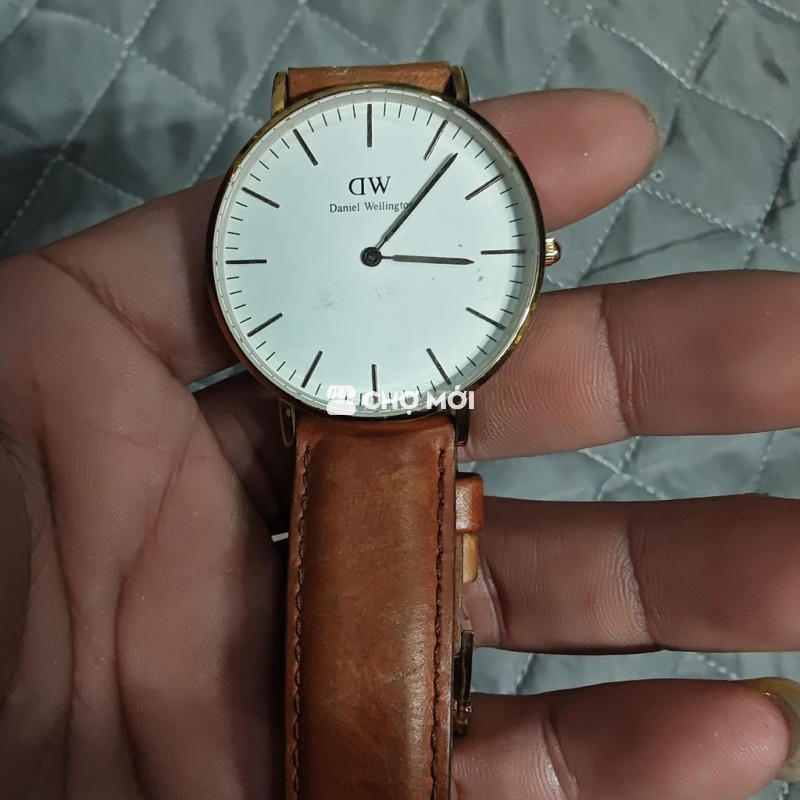 Đồng hồ Daniel Wellington Dây da Nâu 36