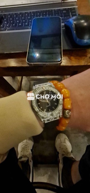 Đồng hồ đeo tay Nam Kim loại Bạc