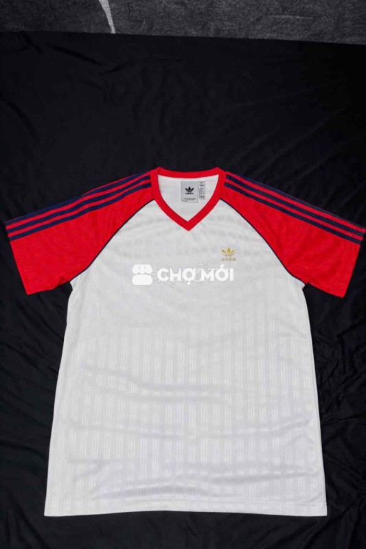 Áo thun Adidas