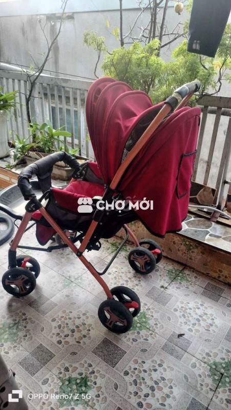 Xe đẩy em bé 2 chiều màu Đỏ