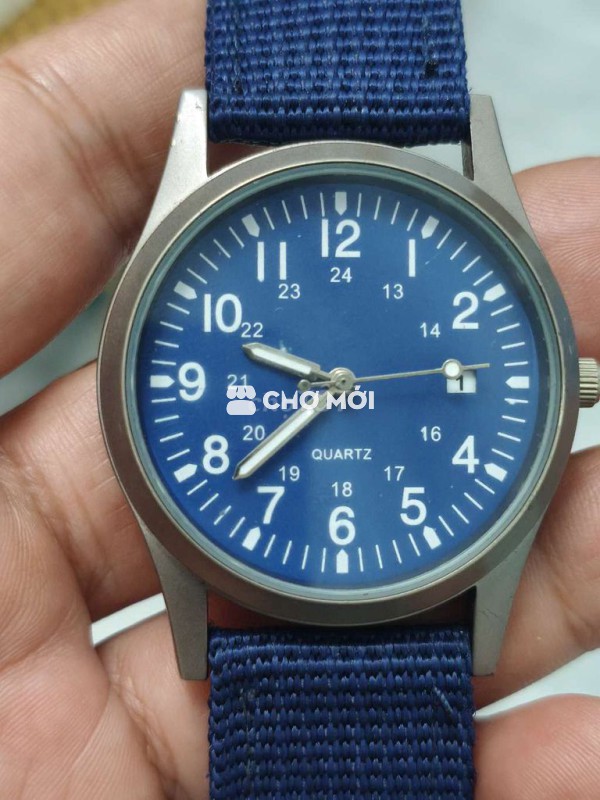 Đồng hồ Nhật, size 37mm, vỏ titanium & dây dù