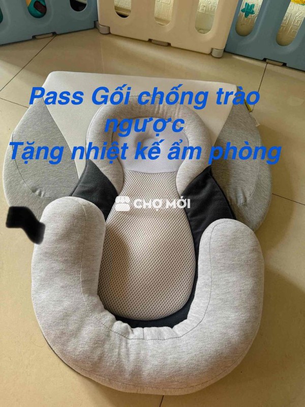 Gối chống trào ngược Babymoov Xám trắng