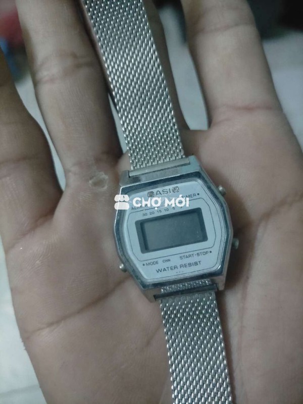 Casio LA690WEM-7DF