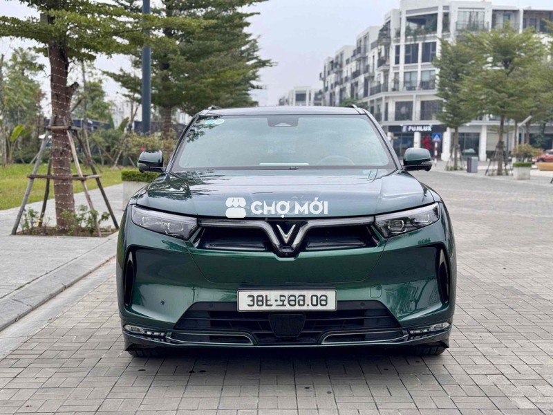 VinFast VF9 Plus 2024 Xanh