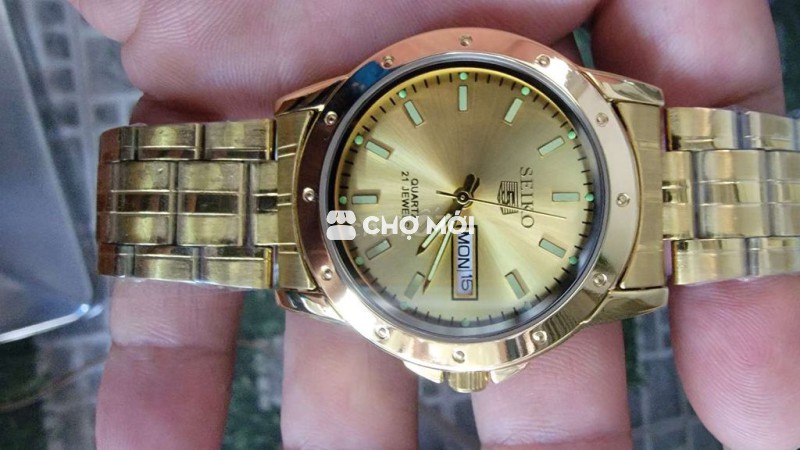 Đồng hồ Seiko võ inox kính saphia máy nhật