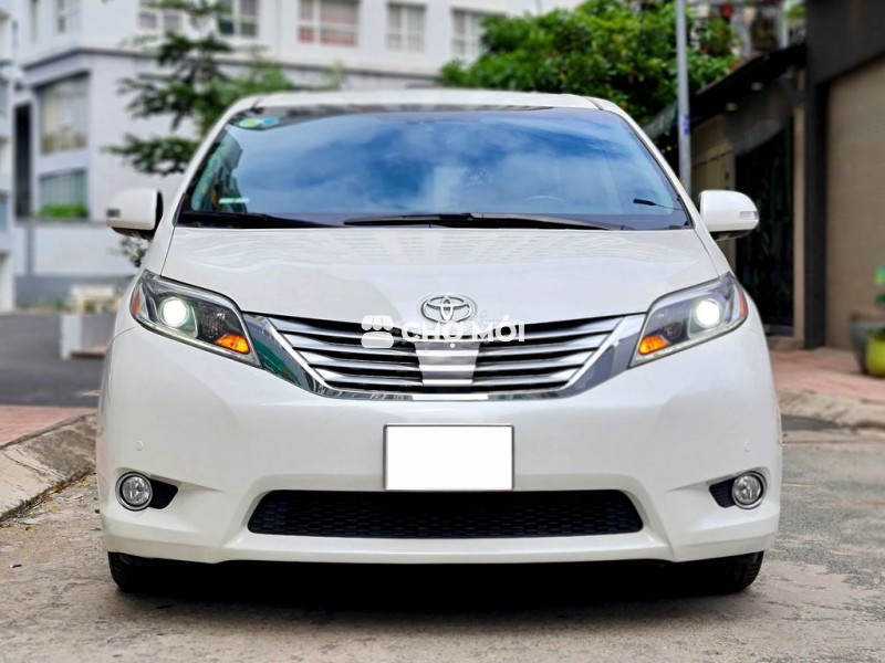 Toyota Sienna Limited bản FUll option nhập MỸ