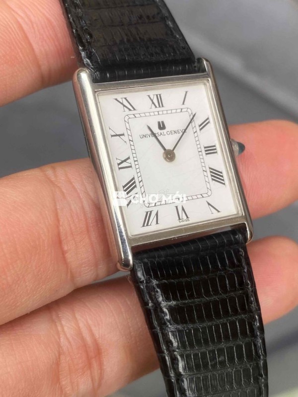 Đồng hồ Universal Geneve