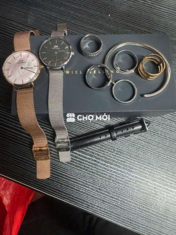 Đồng hồ Daniel Wellington Nữ Thép không gỉ