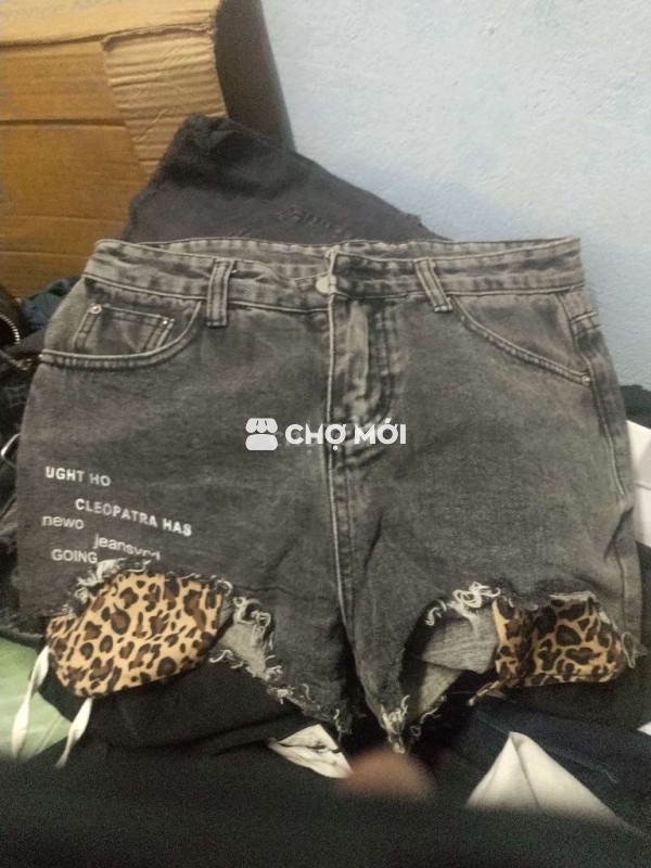 Quần short nữ Vải bò Đen size L