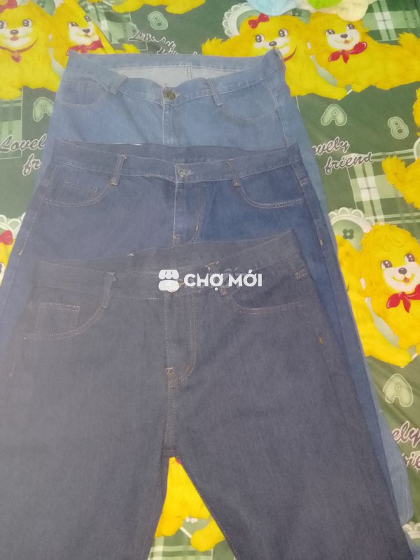 giá gồm 3 qần jean số 34 cỡ 80kg mặc